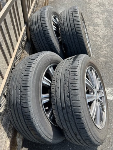 トヨタ系社外16インチアルミホイール！プリウスαなとに❣️