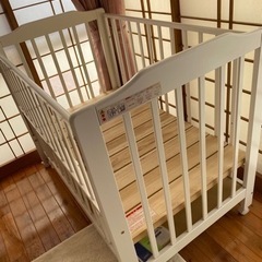 ベビーベッド　白　ベビーベット
