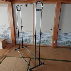 取引終了です！ハンガーラックの画像