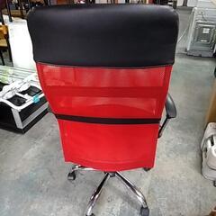 ［オフィスチェア赤］キャスターチェア：リサイクルショップヘルプの画像