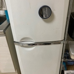 三菱ノンフロン冷凍冷蔵庫136L（前内容積）