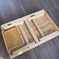 ラップトップ机の画像