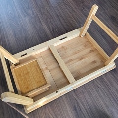 ラップトップ机の画像