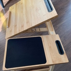 ラップトップ机の画像