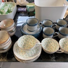コーヒーカップと湯呑み