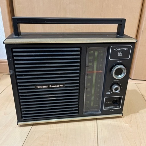 骨董品‼︎古いラジオ
