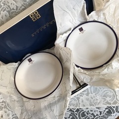 ジバンシー　皿　５枚セット　未使用　箱入り
