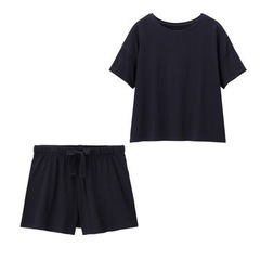 GU ラウンジセット　半袖&ショートパンツ