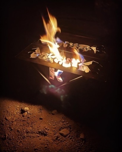 焚火台　キャンプ　価格変動