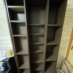 高さ181センチの本棚