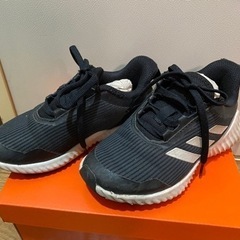 アディダス（adidas）子ども靴 17cm
