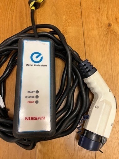日産　リーフ　充電ケーブル　29690 3NA1A