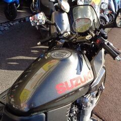 NO.4188　ＧＳＸ４００Ｓカタナ　水冷４サイクル１６バルブ４気筒４００ｃｃ　前後１７インチホイールカスタム　ガンメタリック　 ☆彡の画像