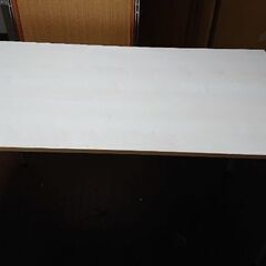 PLUS JOIFA331のテーブル