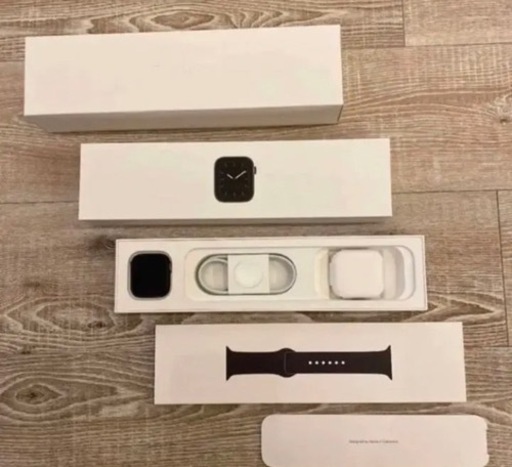 Apple Watch Series 5（GPSモデル）44mm 