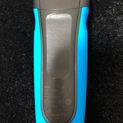 ブラウン メンズ電気シェーバー シリーズ3 301s 3枚刃 水洗い/お風呂剃り可　充電器新品の画像