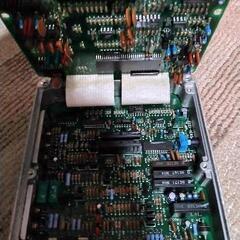 ECU 電解コンデンサー打ち替え