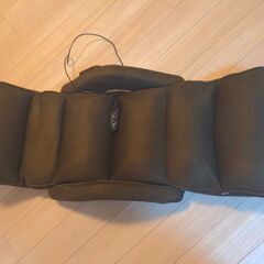 【美品】座椅子(ヒーター、振動機能付)の画像