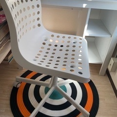 机、椅子セット取りいただける方の画像