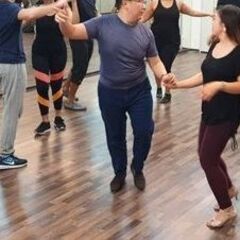 日頃の疲れも吹き飛びますよ❣️(^^) 大人気のダンスです✨
