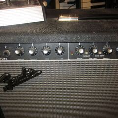 フェンダーアンプの画像