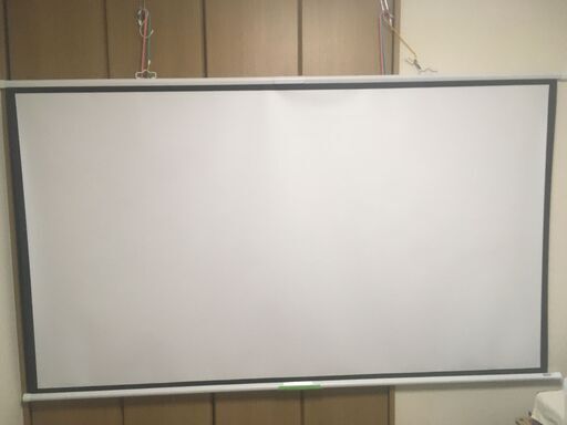 プロジェクター用100インチスクリーン