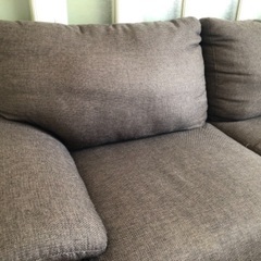 ニトリの三人掛けソファの画像