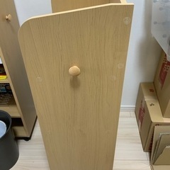 リビングラック フック＆キャスター付き 幅60cm 子供部屋 収納 本棚 子供用 木製 ナチュラルの画像