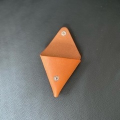 三角コインケースの画像