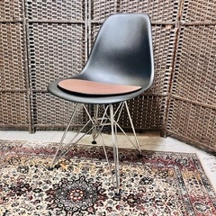 【売約済み】美品！　Eames イームズ シェルチェア　シェルサイドチェア　DSR ブラック クロームベース　ハーマンミラー　HermanMiller 正規品　バニラ　vanilla 検　スチール　エッフェルベース　ヴィトラ　Vitra