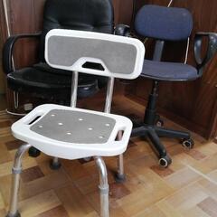 引取限定　風呂用イス　＋　事務イス　セット引取　　高齢者や幼児の...