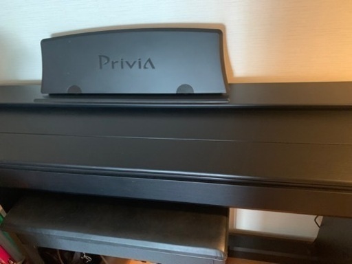 【美品】ＣＡＳＩＯ電子ピアノ　椅子付き※引き取り来て頂ける方限定