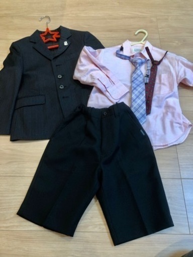 美品　男の子フォーマルスーツセット