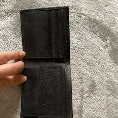 二つ折り財布の画像