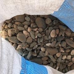 小石
