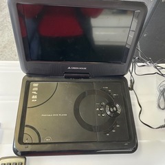 ポータブルDVDプレーヤー