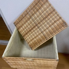 収納かごの画像