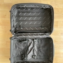 スーツケースの画像