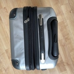 スーツケースの画像