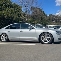 成約済み　アウディA8  3.0  の画像