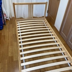 IKEAシングルベッドの画像