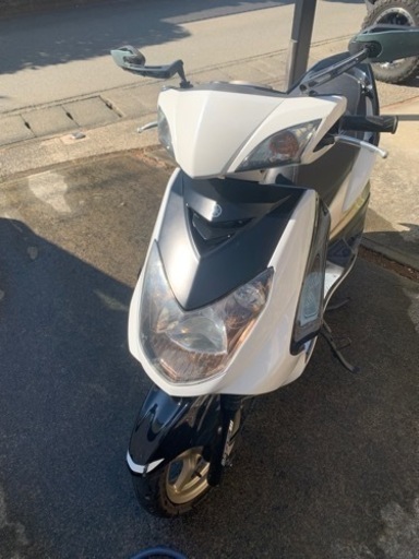 ヤマハ シグナスX FI 125cc