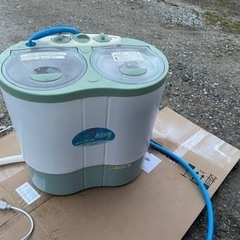 コンパクト洗濯機2層式