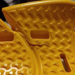 コミネ ニーパッドの画像