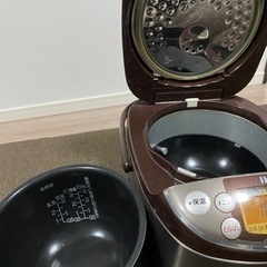 炊飯器　3合　象印IH炊飯ジャー NP-GG05の画像