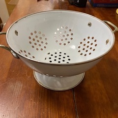 名前忘れました！キッチンで映えるカゴ