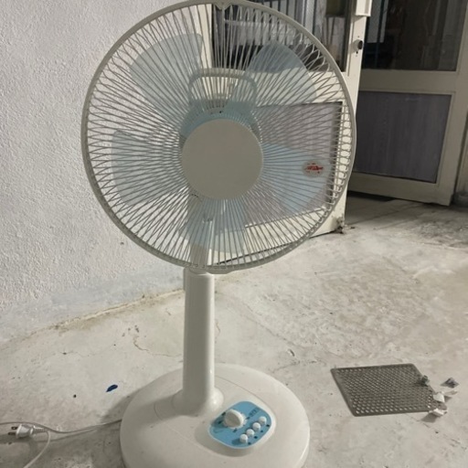 扇風機　現金のみ