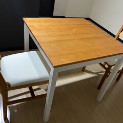 テーブルセットの画像