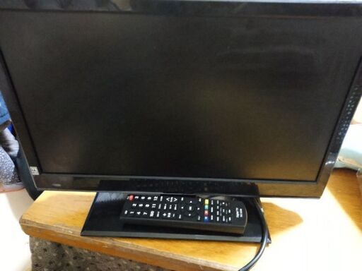 テレビ19インチ2015年製
