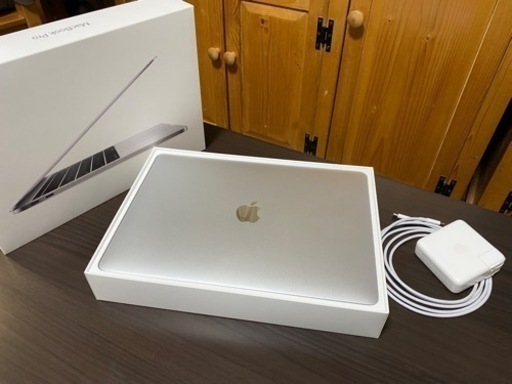 【最終値下げ】Macbook Pro 2017 13inch